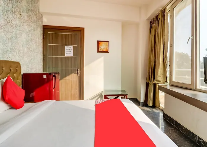 Hotel O The Glory Hotel New Delhi