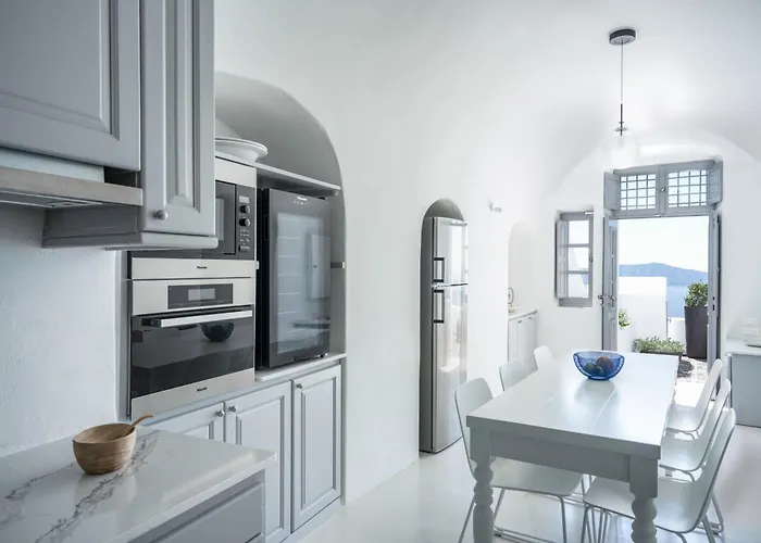 Inspire Santorini Luxury Villas Fira 