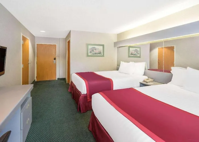 Microtel Inn & Suites By Wyndham Chattanooga/Near Hamilton P