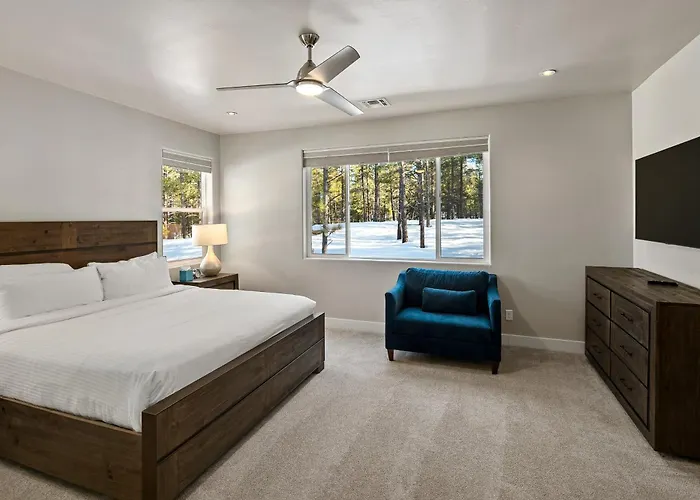 Pinnacle Pines Forest Views Modern Home With Ev Charger Direct Trail Access Flagstaff