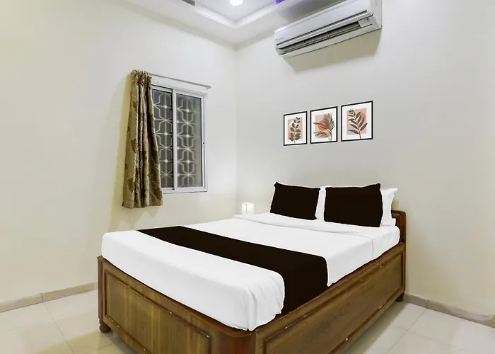 Hotel O Ashray Lodge Nagpur