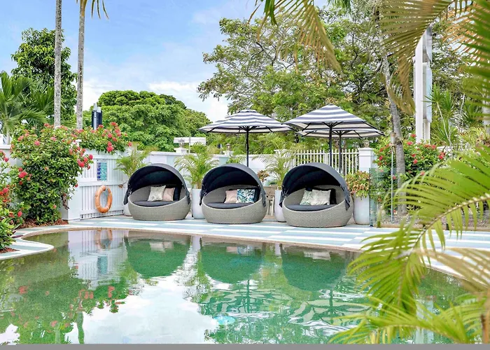 Mercure Cairns