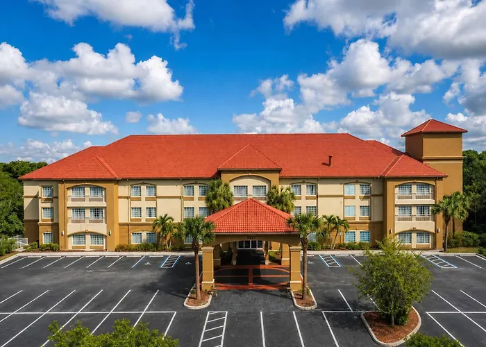 La Quinta Inn And Suites Fort Myers I-75 Gateway