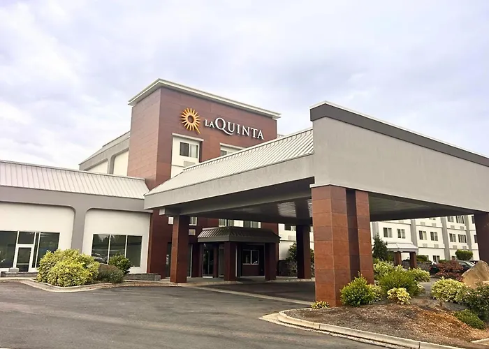 La Quinta By Wyndham Boise Towne Square Hotel