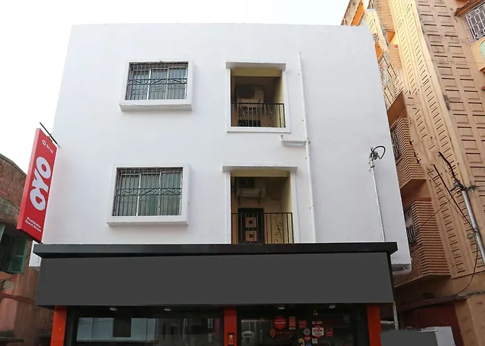 Hotel O Pratiksha Guest House Kolkata