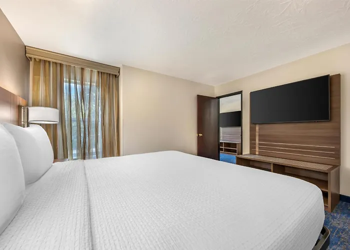 Best Western Plus Portland Airport Hotel & Suites