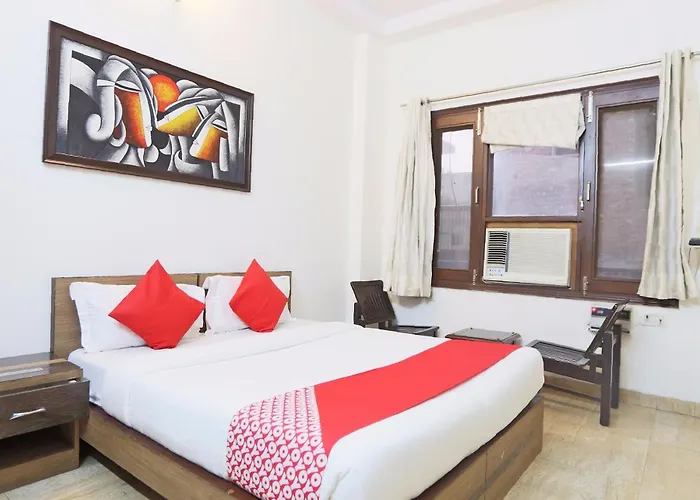 Hotel O New Raj Kamal Aurangabad 