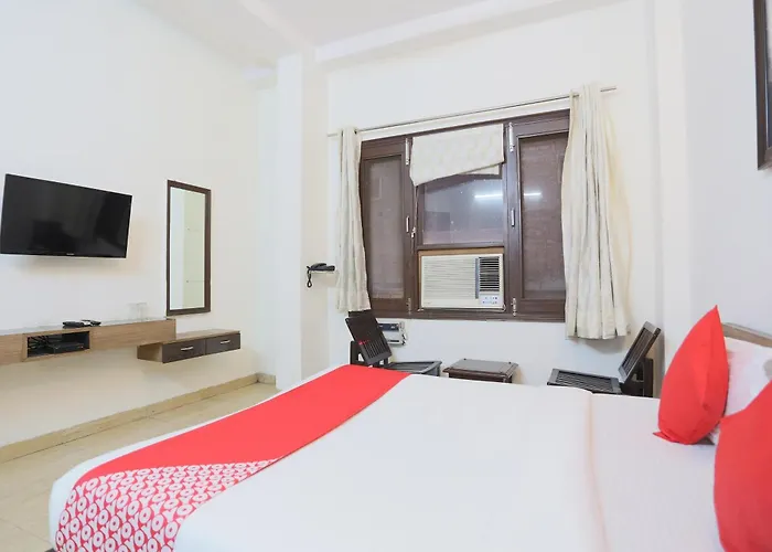 Hotel O New Raj Kamal Aurangabad 