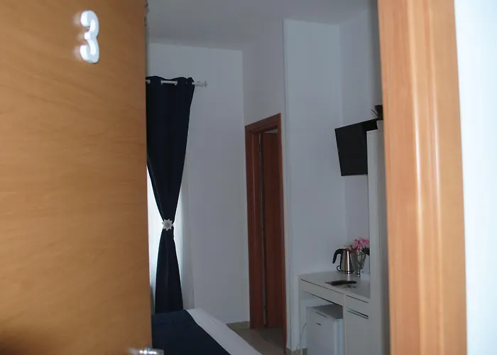 Molo 5 Bed & Breakfast Naples