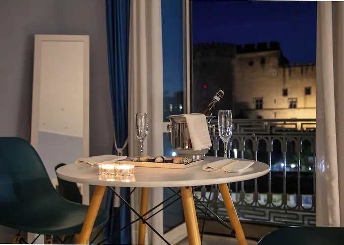 Main - Municipio Bed & Breakfast Naples