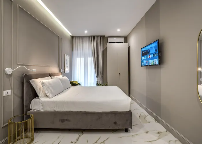 The Oasis Hotel Naples