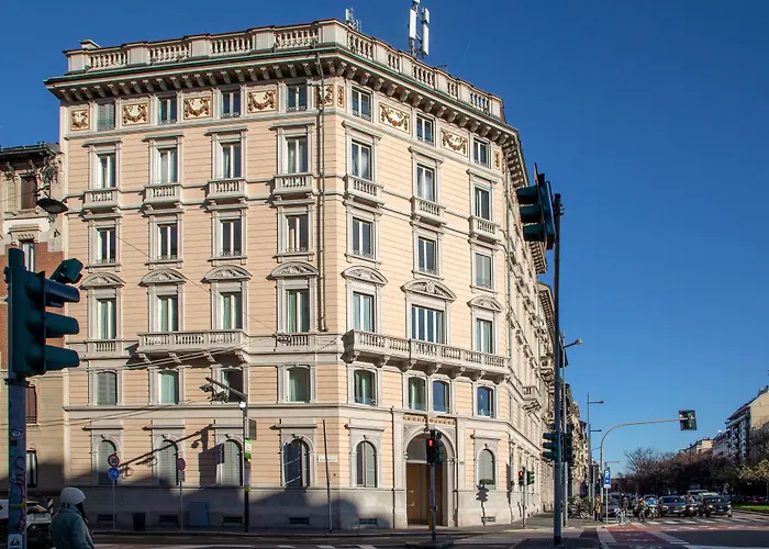 Daplace - Corso Monforte Suites Milan