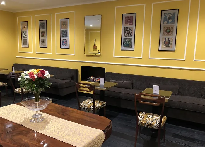 Caruso Place Luxury Rooms & Suites Naples