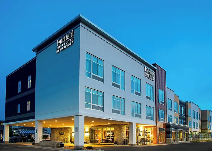 Fairfield Inn & Suites By Marriott Duluth Waterfront