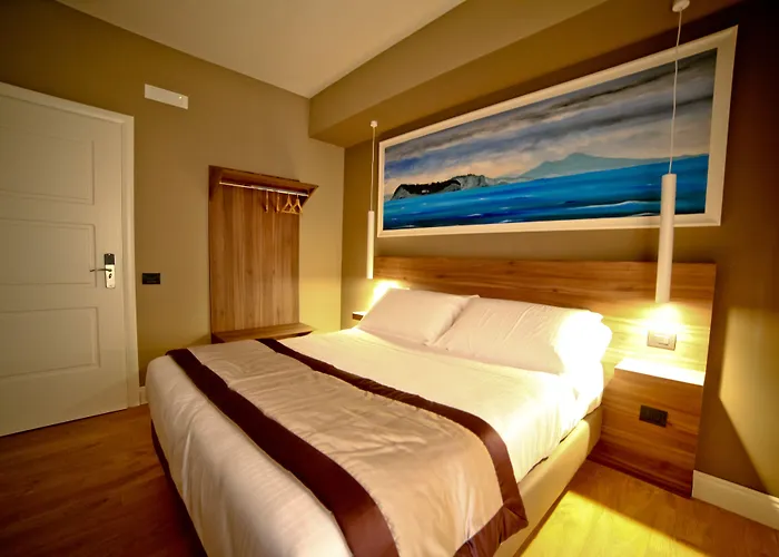 7Th Floor Suite Naples