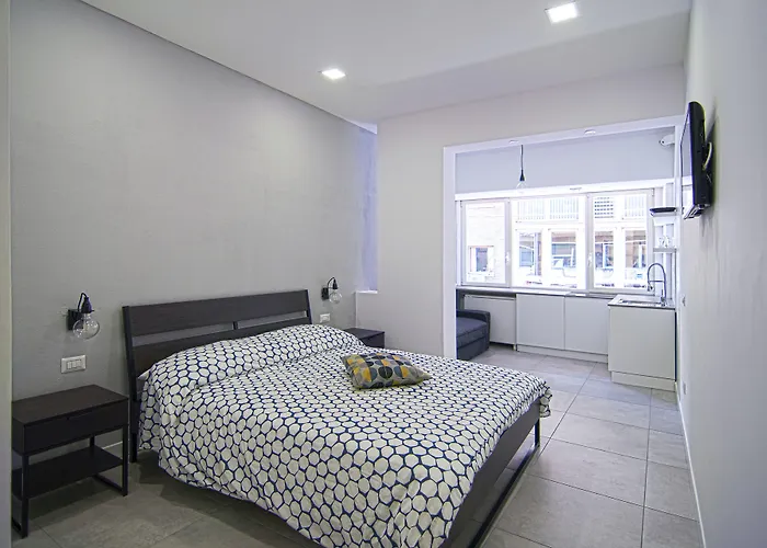 Relais Castel Nuovo Aparthotel Naples