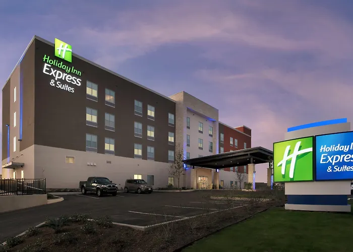Holiday Inn Express & Suites San Antonio North-Windcrest By Ihg