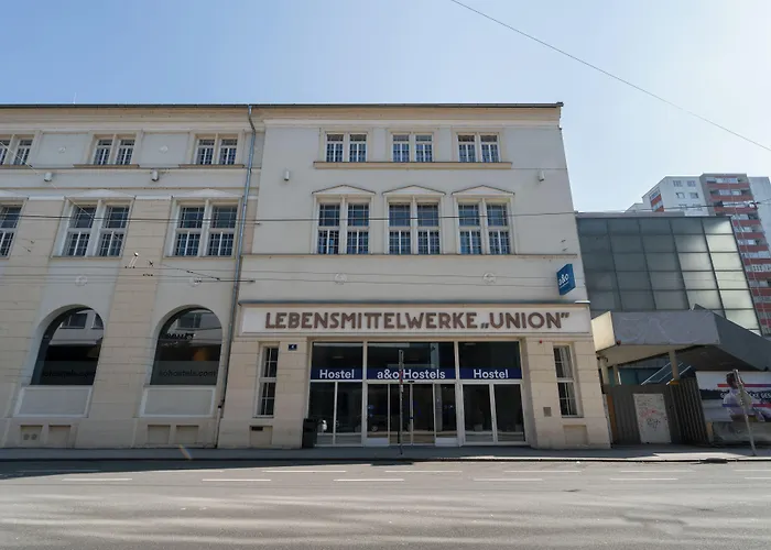 A&O Salzburg Hauptbahnhof Hotel