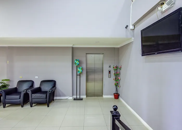 Airport Suites Hotel Piarco