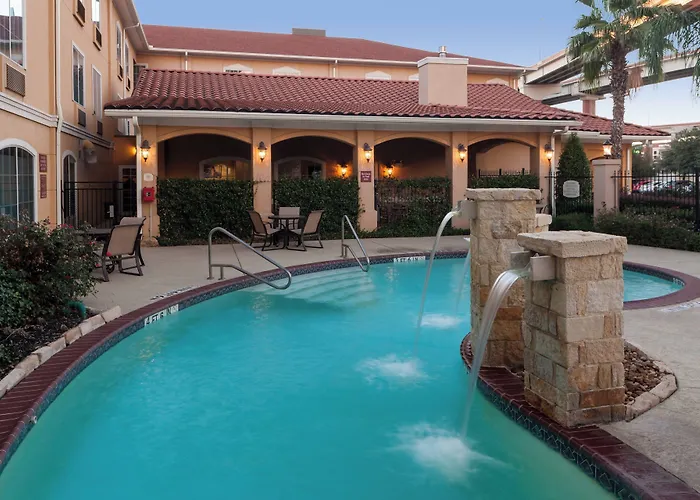 Towneplace Suites By Marriott San Antonio Airport