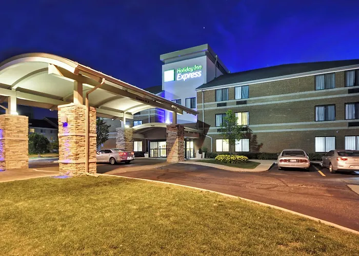 Holiday Inn Express Romulus / Detroit Airport By Ihg
