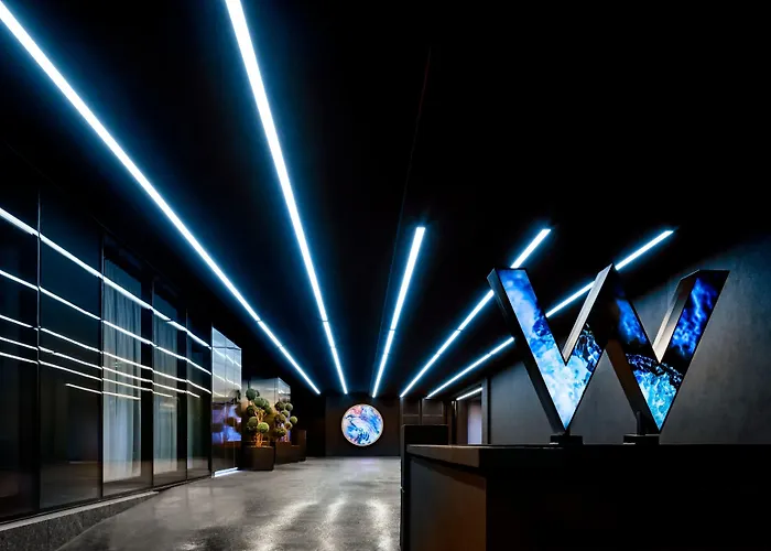 W Toronto Hotel