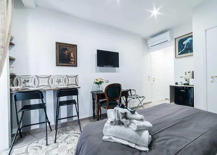 Le Berceau Bed & Breakfast Naples
