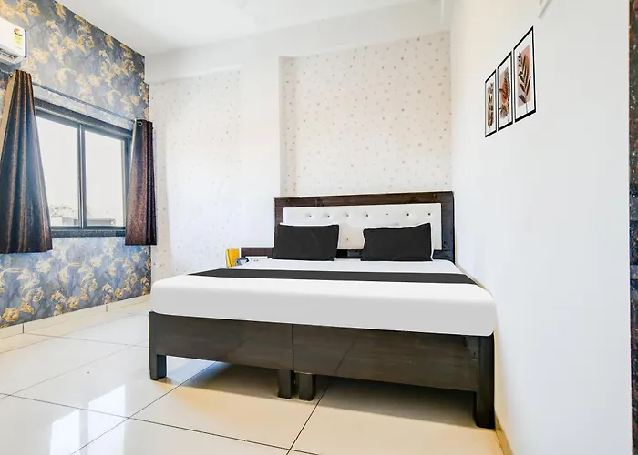Hotel O Shree Golden Wing Palace Indore