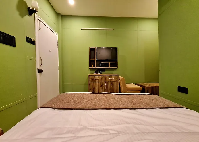 Hotel Aurelia Pearl Patna 