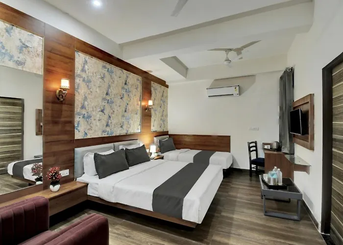 Hotel Travaasa Inn Jaipur