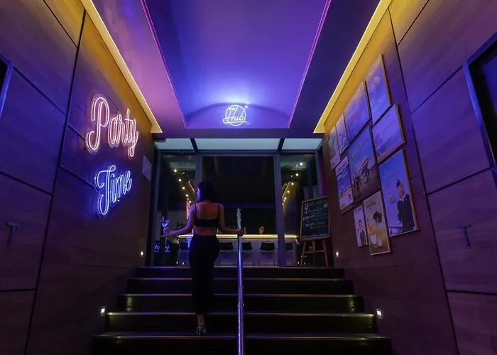Ibis Saigon Airport Hotel Ho Chi Minh City