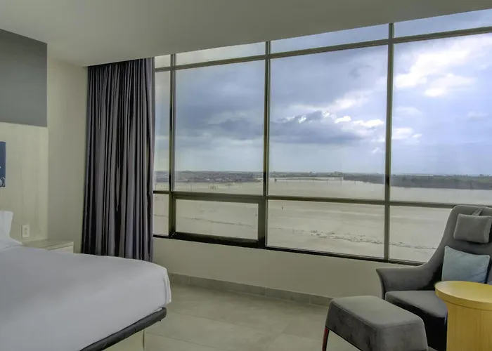Doubletree By Hilton Guayaquil Hotel