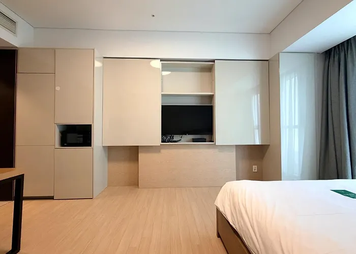 Hotel Tour Incheon Airport Hotel & Suites