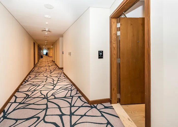 Sea Point Hotel Dubai Islands Formerly Park Regis By Prince