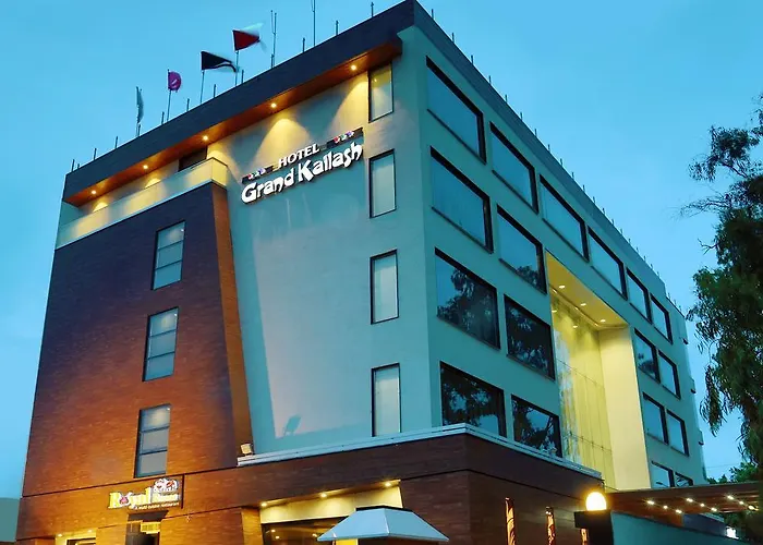 Grand Kailash Hotel Aurangabad 