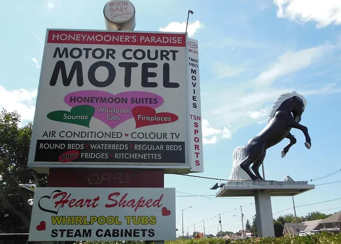 Motor Court Motel London