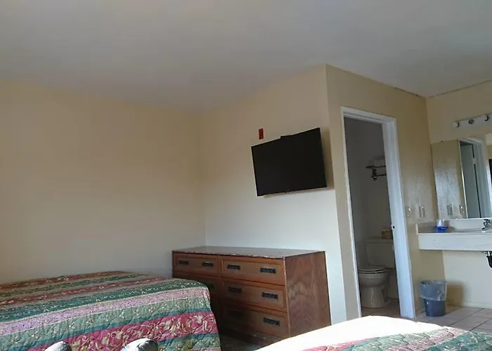 Bristol Motel Long Beach