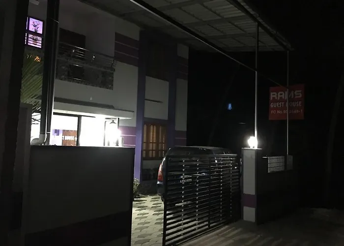 Rams Guest House With Kitchen Near Kochu Veli Railway Station & Lulu Mall Thiruvananthapuram