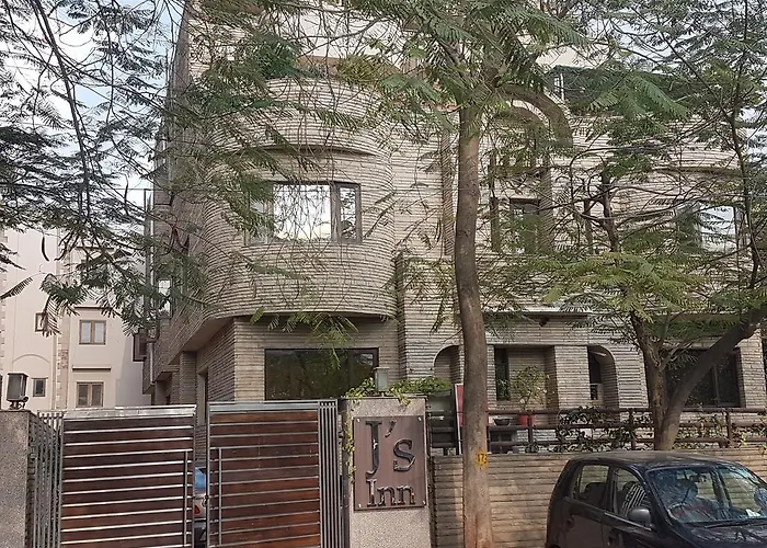 J'S Inn New Delhi