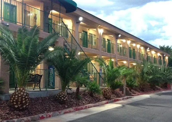 Crown Motel Las Vegas