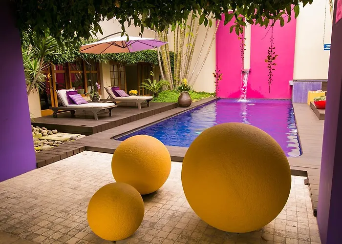 Apart-Hotel Casa Serena Guatemala City