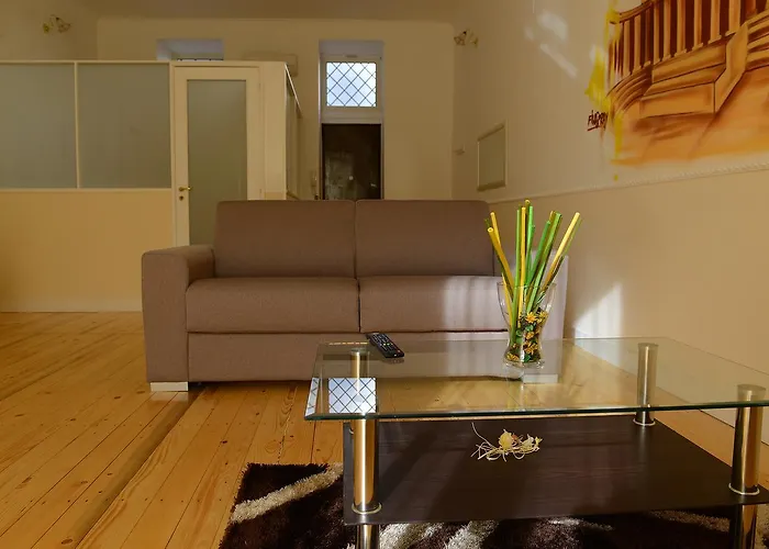 B&B La Torretta Chiaia Naples