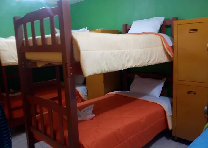 Sunset Hostel Airport Lima