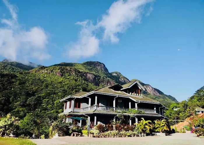 Blue Hill Bed & Breakfast Victoria