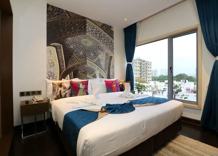 Hotel Gallery 67 Kolkata