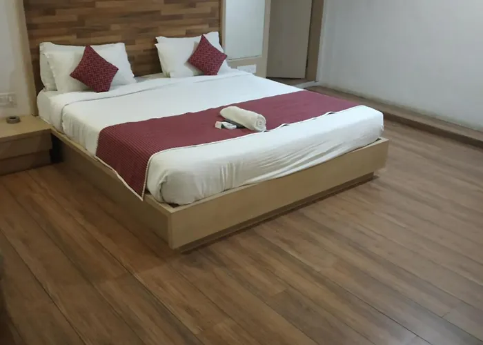 Hotel Rivera Rajkot