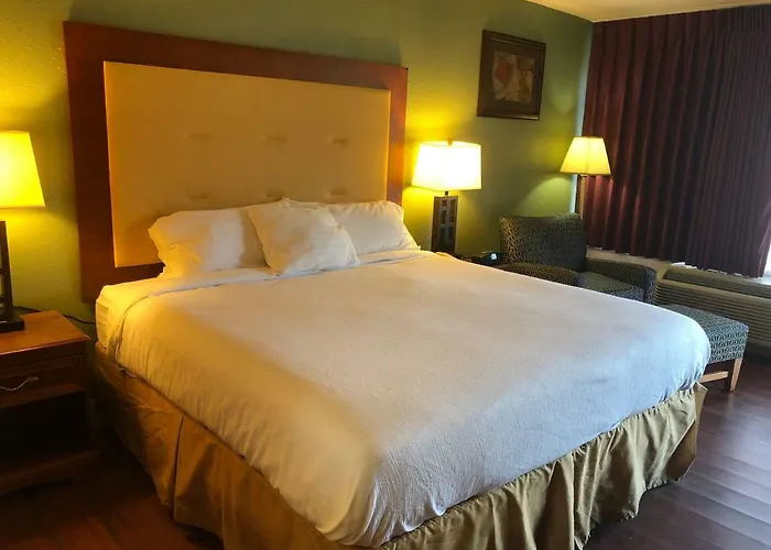 Express Airport Inn Sandston