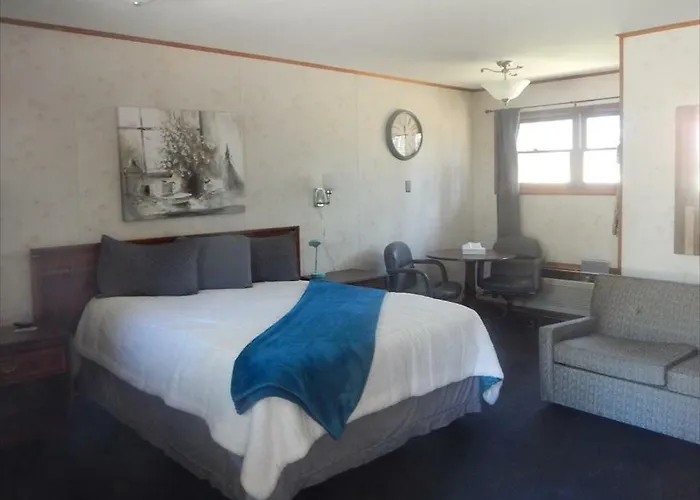 Cedar Village Motel Spokane