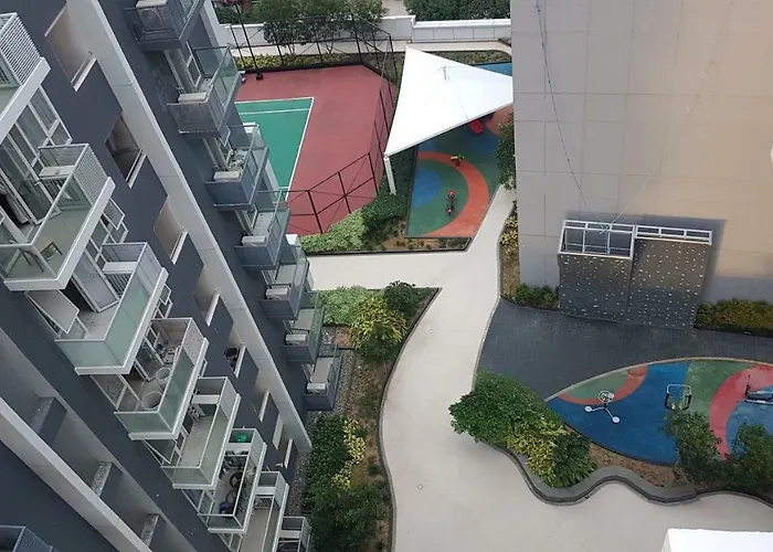 Mactan Newtown Condo With Garden And Ocean View 8Newtown Blvd Lapu-Lapu City