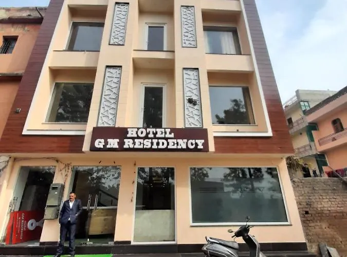 Itsy Hotels Gm Residency Chandigarh